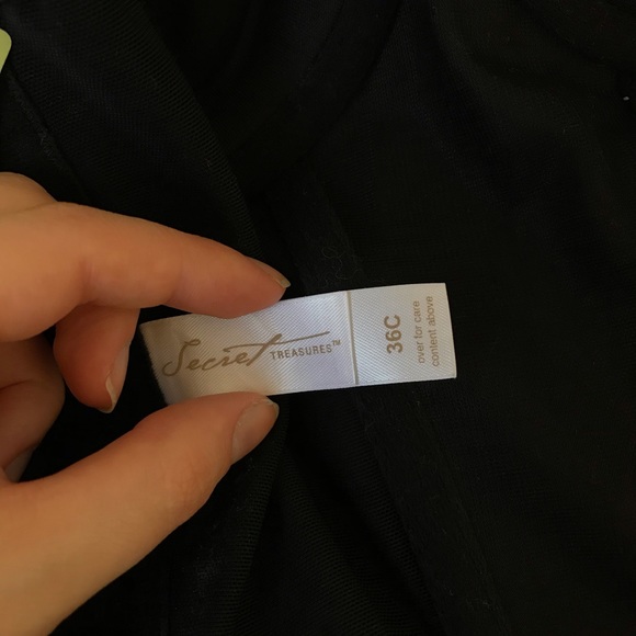 Black and red corset top - Picture 3 of 4